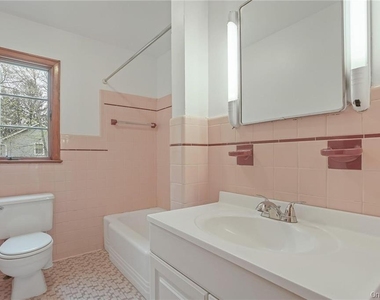 17 Brookside Avenue - Photo Thumbnail 11
