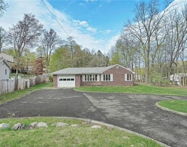 17 Brookside Avenue - Photo Thumbnail 15