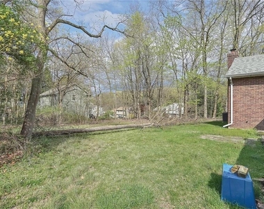 17 Brookside Avenue - Photo Thumbnail 19