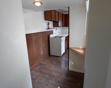 96 Clinton Avenue - Photo Thumbnail 8