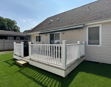 73 Singworth Street - Photo Thumbnail 16