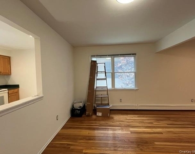 35 Sands Point Road - Photo Thumbnail 5