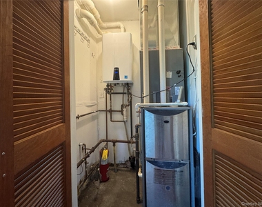 7 Bridge Street - Photo Thumbnail 11