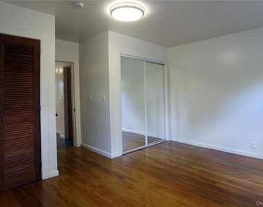7 Bridge Street - Photo Thumbnail 4