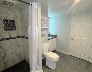 17 Bridge Lane - Photo Thumbnail 7