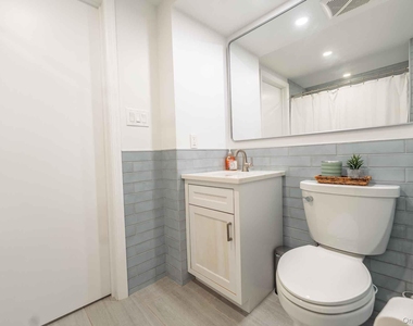 1215 W Park Avenue - Photo Thumbnail 10