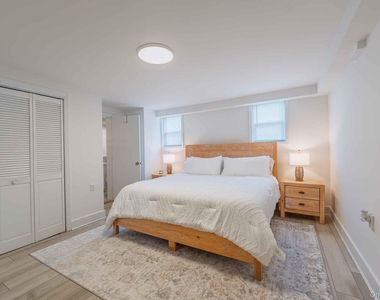 1215 W Park Avenue - Photo Thumbnail 12