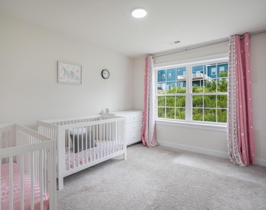 149 Stratford Drive - Photo Thumbnail 20