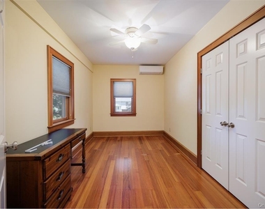 200 Lincoln Avenue - Photo Thumbnail 6