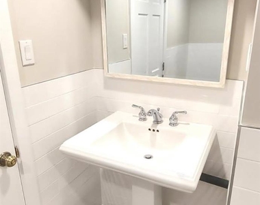 48 Medway Avenue - Photo Thumbnail 12