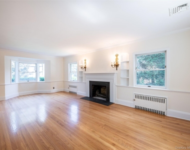 91 Pickwick Road - Photo Thumbnail 9