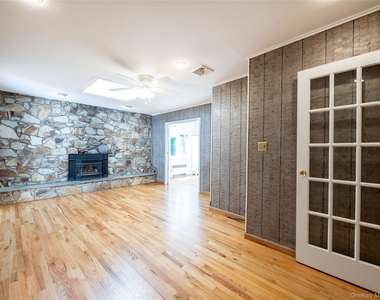 91 Pickwick Road - Photo Thumbnail 18