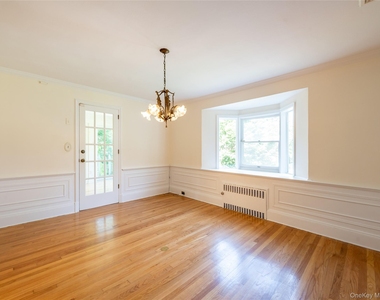 91 Pickwick Road - Photo Thumbnail 11