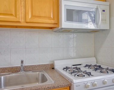 78-35 147th Street - Photo Thumbnail 6