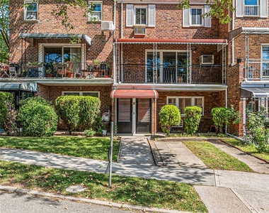 175-03 Peck Avenue - Photo Thumbnail 21