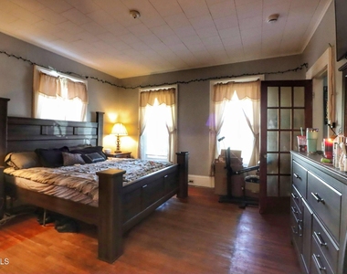 34 Kimball Street - Photo Thumbnail 6