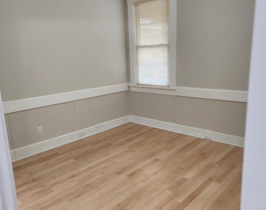 199 Milton Avenue - Photo Thumbnail 11