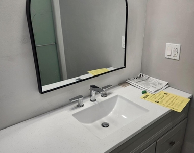 199 Milton Avenue - Photo Thumbnail 7