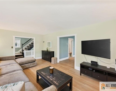 12 Capner Street - Photo Thumbnail 7