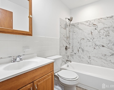 1719 Raspberry Court - Photo Thumbnail 18