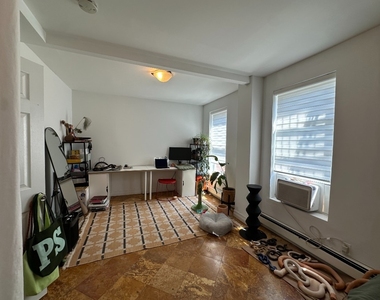 505 Hicks Street - Photo Thumbnail 6
