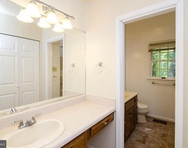 45 Knights Way - Photo Thumbnail 17