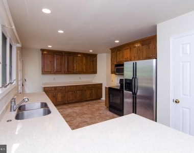 45 Knights Way - Photo Thumbnail 7