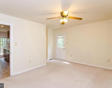 45 Knights Way - Photo Thumbnail 22