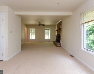 45 Knights Way - Photo Thumbnail 15