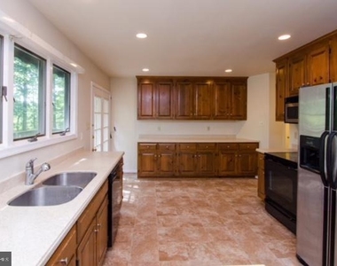 45 Knights Way - Photo Thumbnail 6