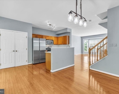11616 Nellings Place - Photo Thumbnail 9