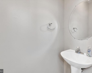 11616 Nellings Place - Photo Thumbnail 6