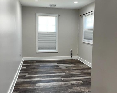 8240 Sinclair Mill Road - Photo Thumbnail 25