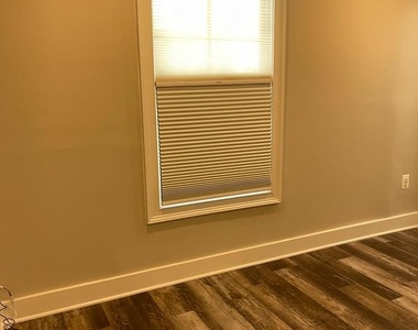8240 Sinclair Mill Road - Photo Thumbnail 22
