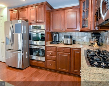 15260 Rosemont Manor Drive - Photo Thumbnail 12
