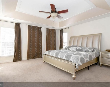 15260 Rosemont Manor Drive - Photo Thumbnail 18