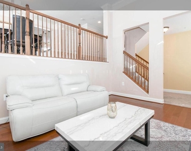 15260 Rosemont Manor Drive - Photo Thumbnail 6
