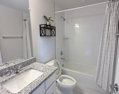 17958 Woods Overlook Drive - Photo Thumbnail 28