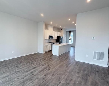 17958 Woods Overlook Drive - Photo Thumbnail 8