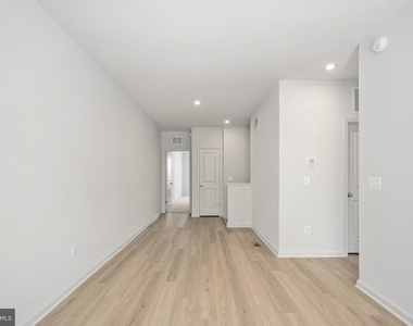 2630 Neabsco Common Place - Photo Thumbnail 15