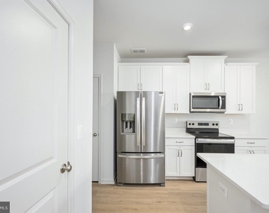 2630 Neabsco Common Place - Photo Thumbnail 6