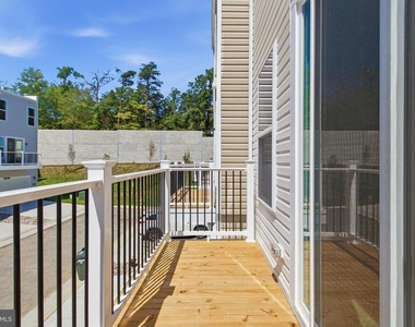 18002 Alicia Avenue - Photo Thumbnail 35