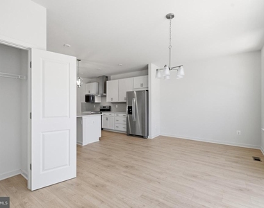18002 Alicia Avenue - Photo Thumbnail 14