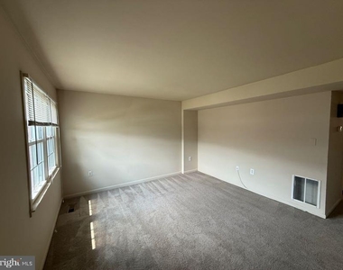 14611 Earlham Court - Photo Thumbnail 1