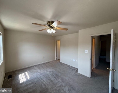 14611 Earlham Court - Photo Thumbnail 28