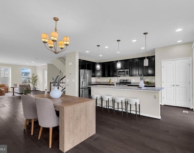 25284 Arrowroot Terrace - Photo Thumbnail 6