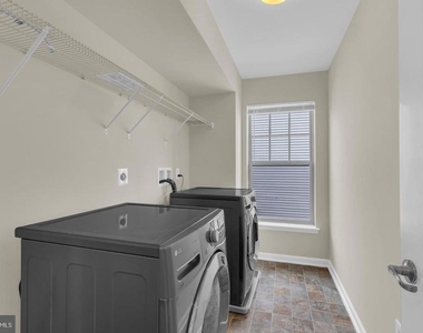 25284 Arrowroot Terrace - Photo Thumbnail 18