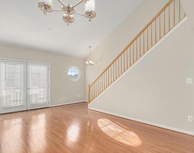 20433 Alderleaf Terrace - Photo Thumbnail 15