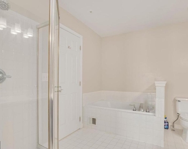 20433 Alderleaf Terrace - Photo Thumbnail 21