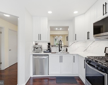 46645 Brownwood Square - Photo Thumbnail 9